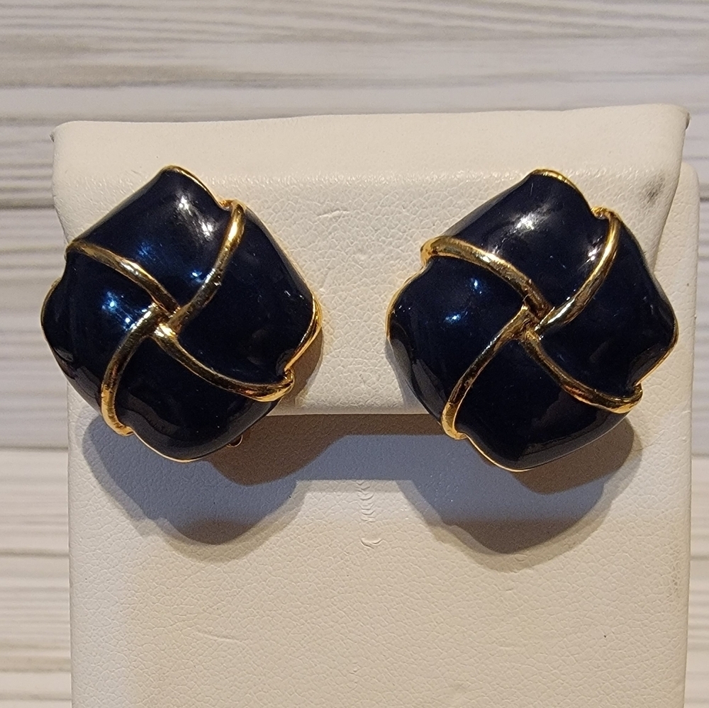 Vintage Signed Navy Blue Enamel Gold Tone Sculptural Clip On Earrings